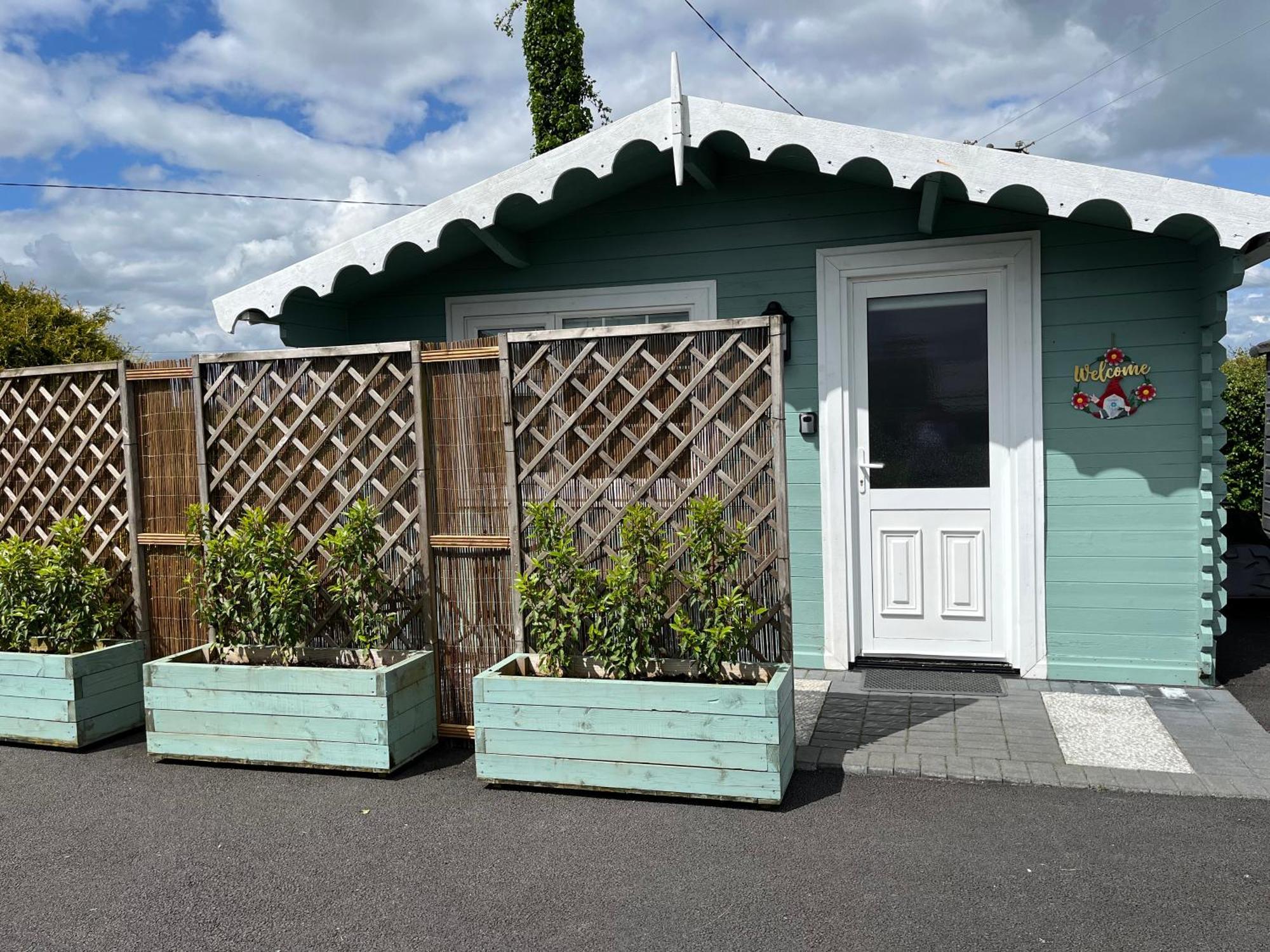 Adorable Cabin In The Countryside Port Laoise Exteriör bild
